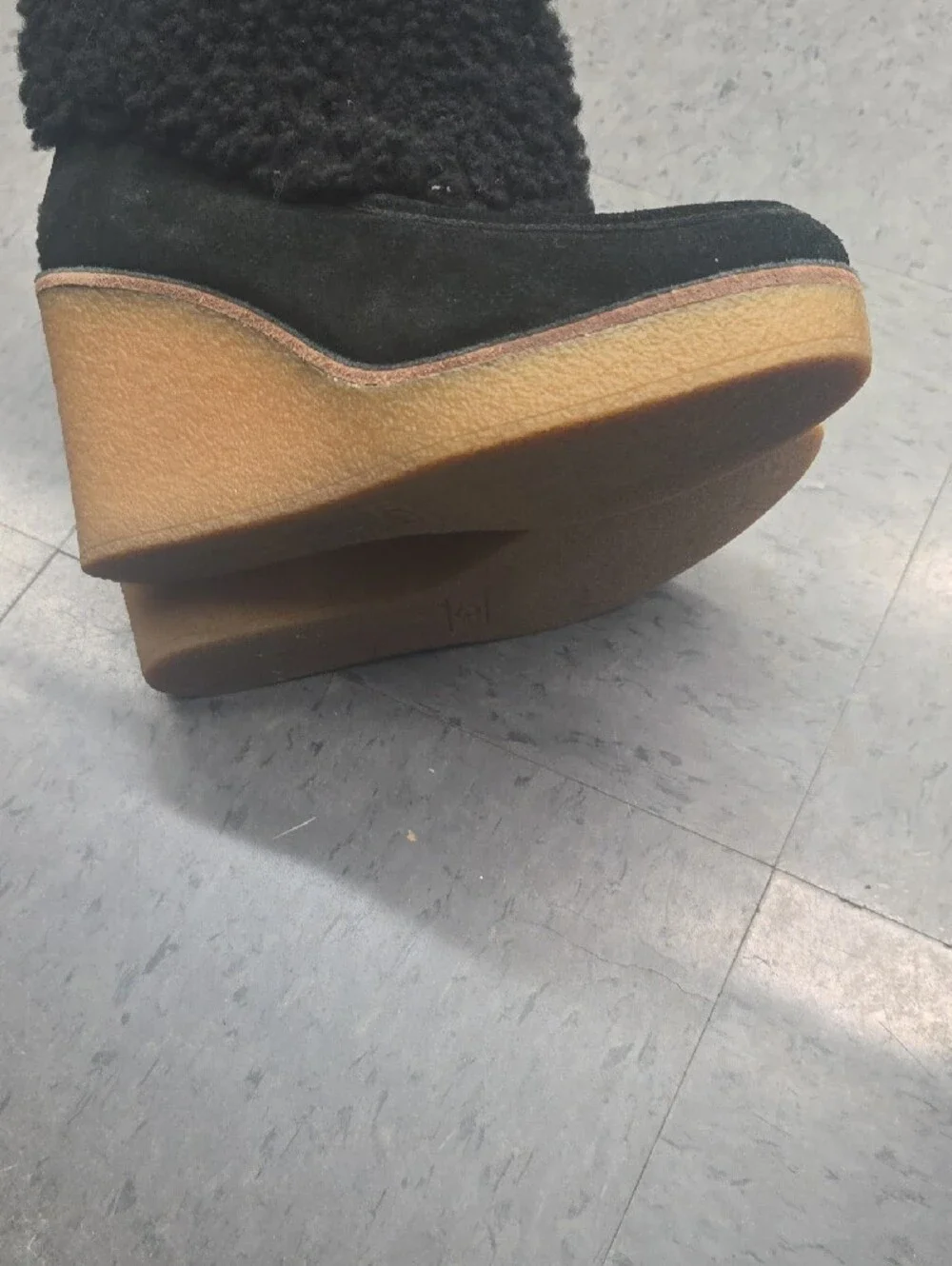 UGG Women's Coldin Black Shearling Wedge Boots Size 10 Eu 41